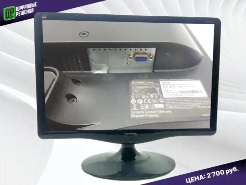19″ ViewSonic VA1932wa, VGA-1