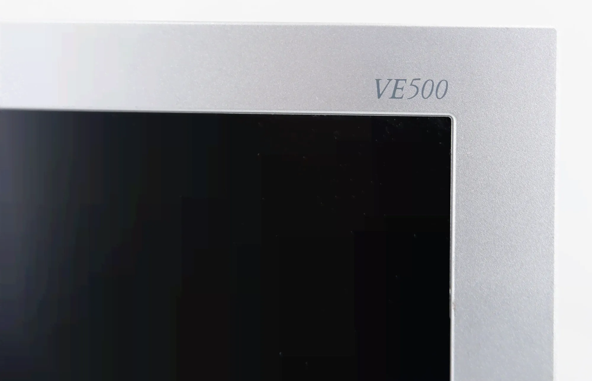 ЖК-монитор 15" ViewSonic VE500-1